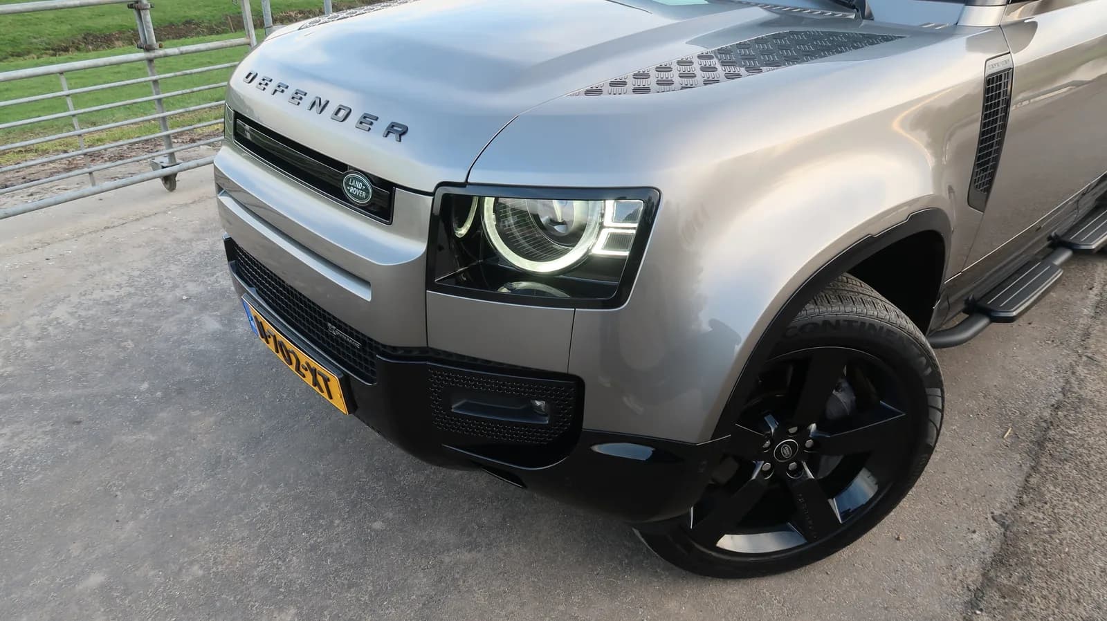 Land Rover Defender P400e 110 X-Dynamic HSE — foto 5