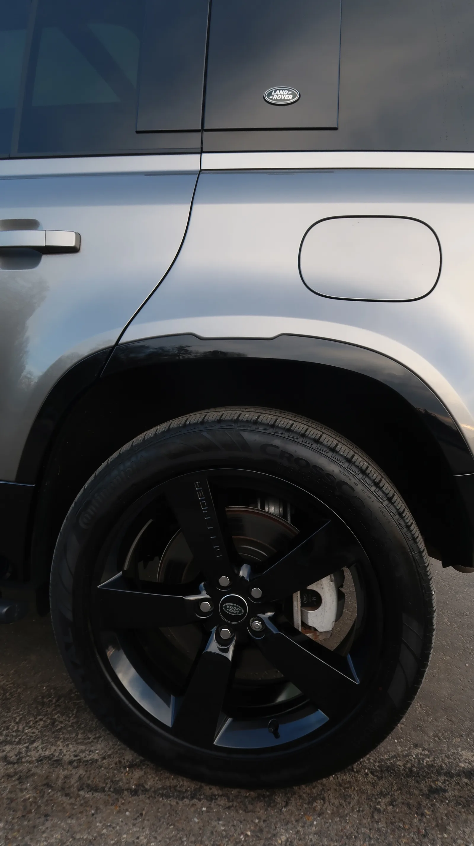 Land Rover Defender P400e 110 X-Dynamic HSE — foto 9