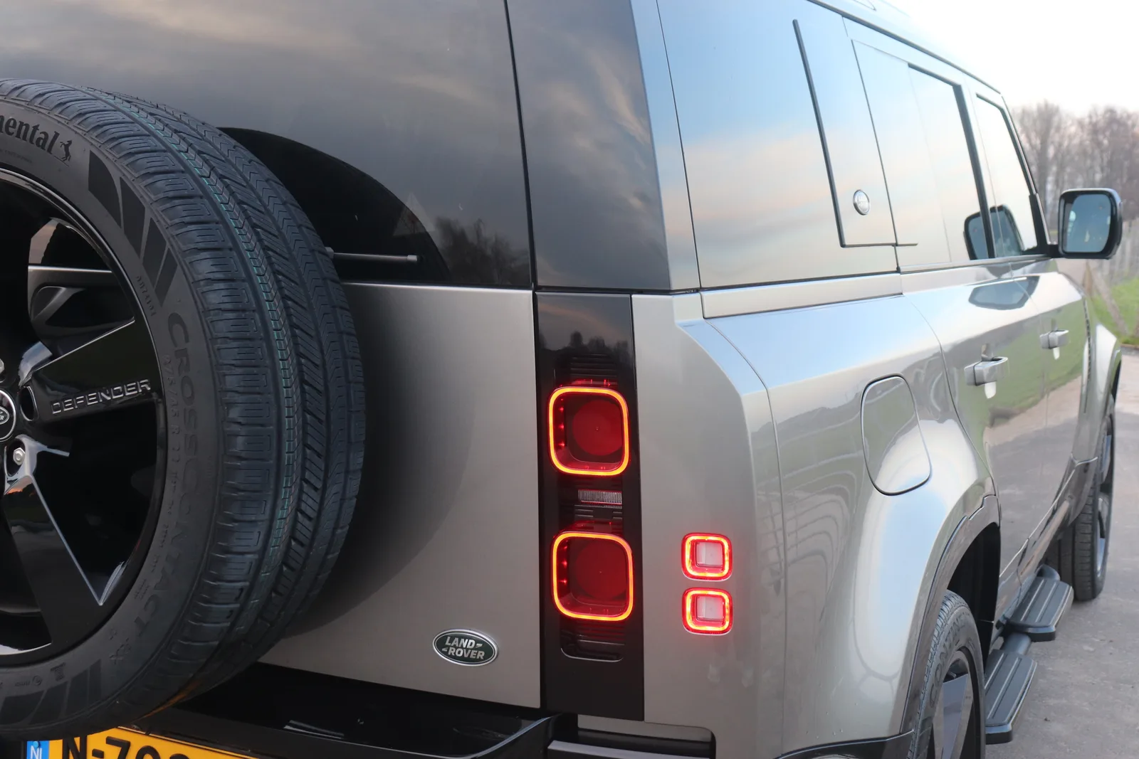 Land Rover Defender P400e 110 X-Dynamic HSE — foto 43