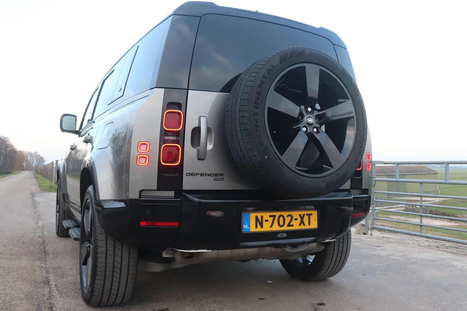 Land Rover Defender P400e 110 X-Dynamic HSE — foto 44