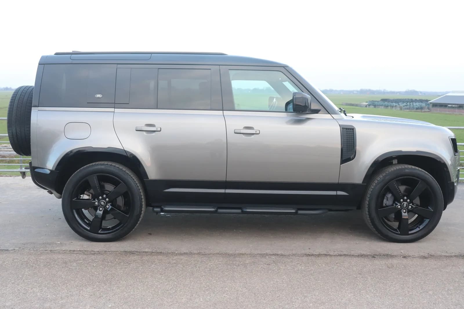 Land Rover Defender P400e 110 X-Dynamic HSE — foto 59