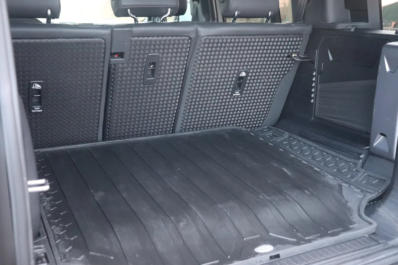 Land Rover Defender P400e 110 X-Dynamic HSE — foto 67