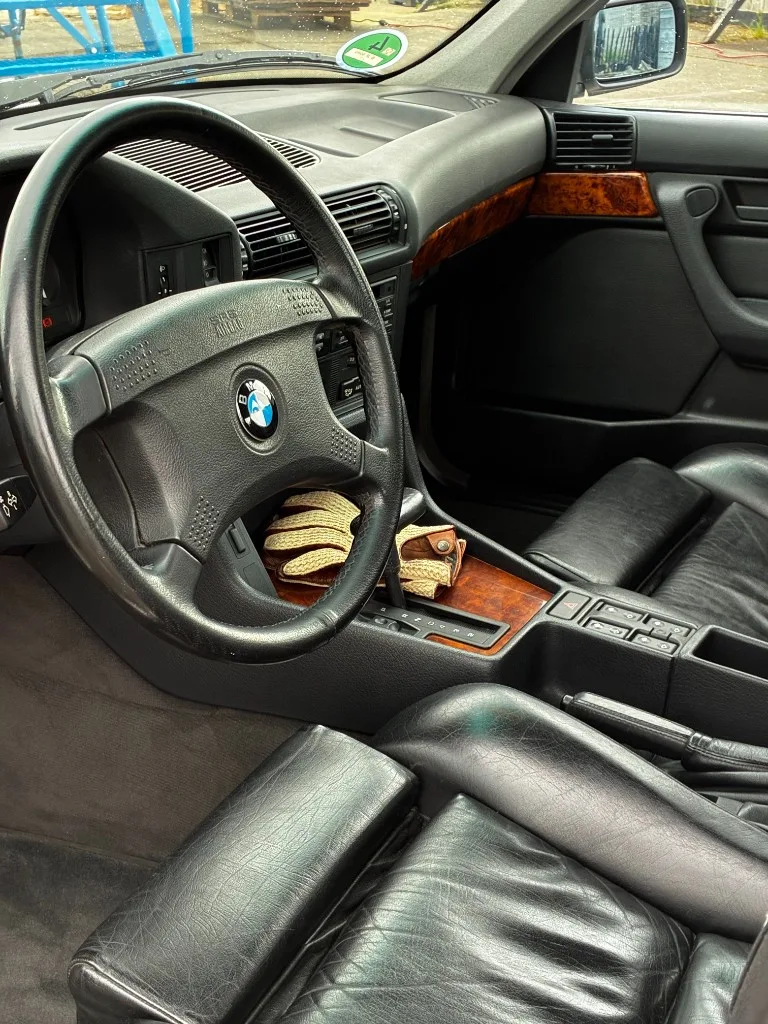 BMW E34 525i Sedan 1993 — foto 8