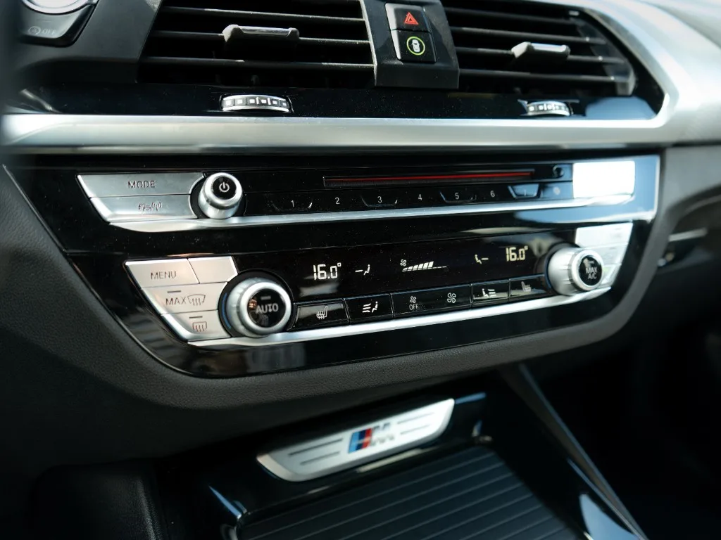 BMW X3 M40i 2017 — foto 39