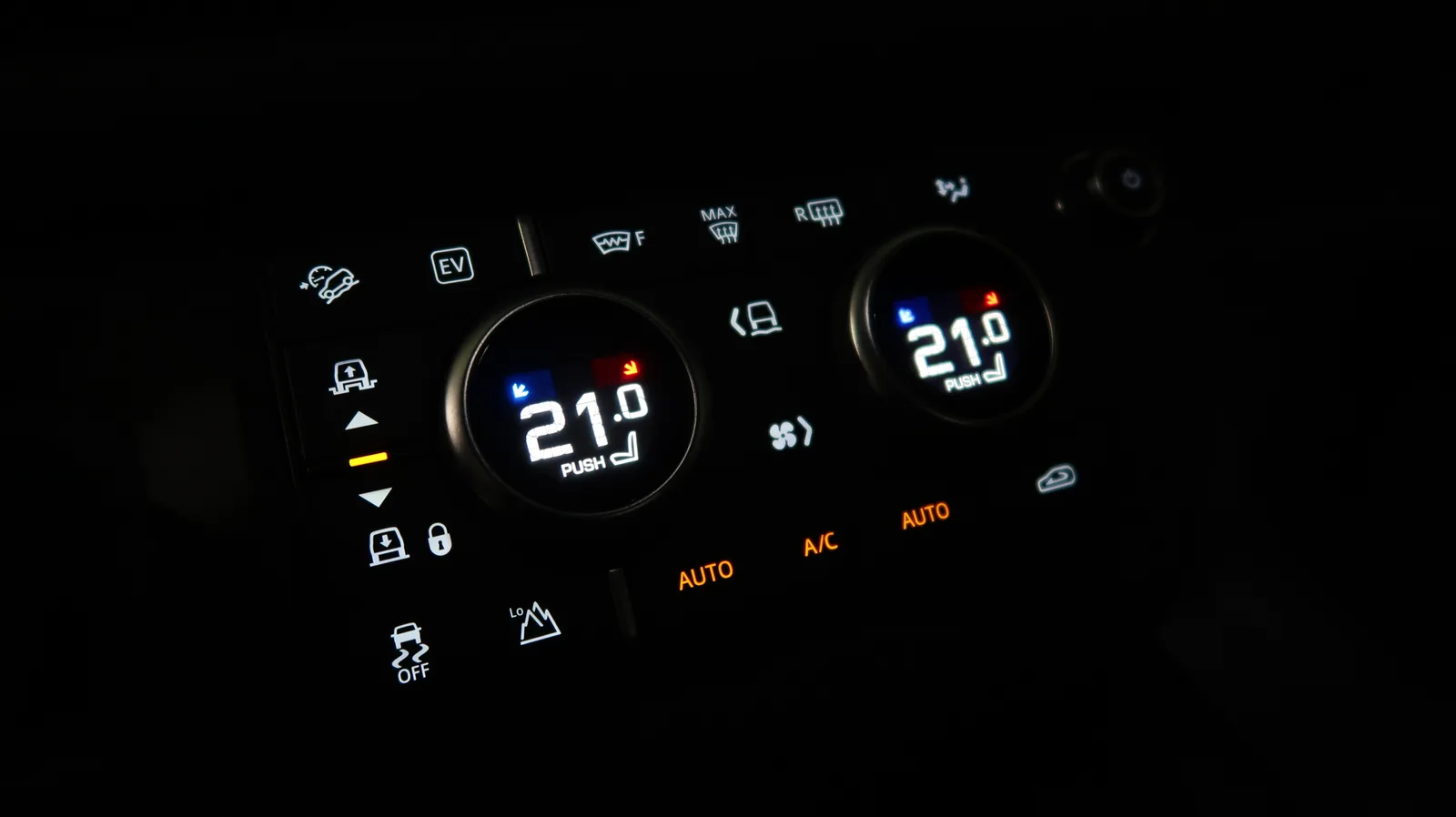 Land Rover Defender P400e 110 X-Dynamic HSE — foto 30