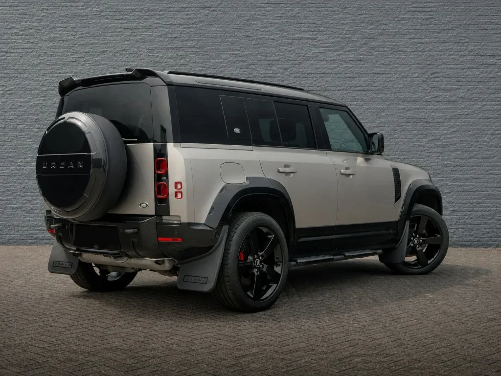Urban Automotive Land Rover Defender — achterzijde