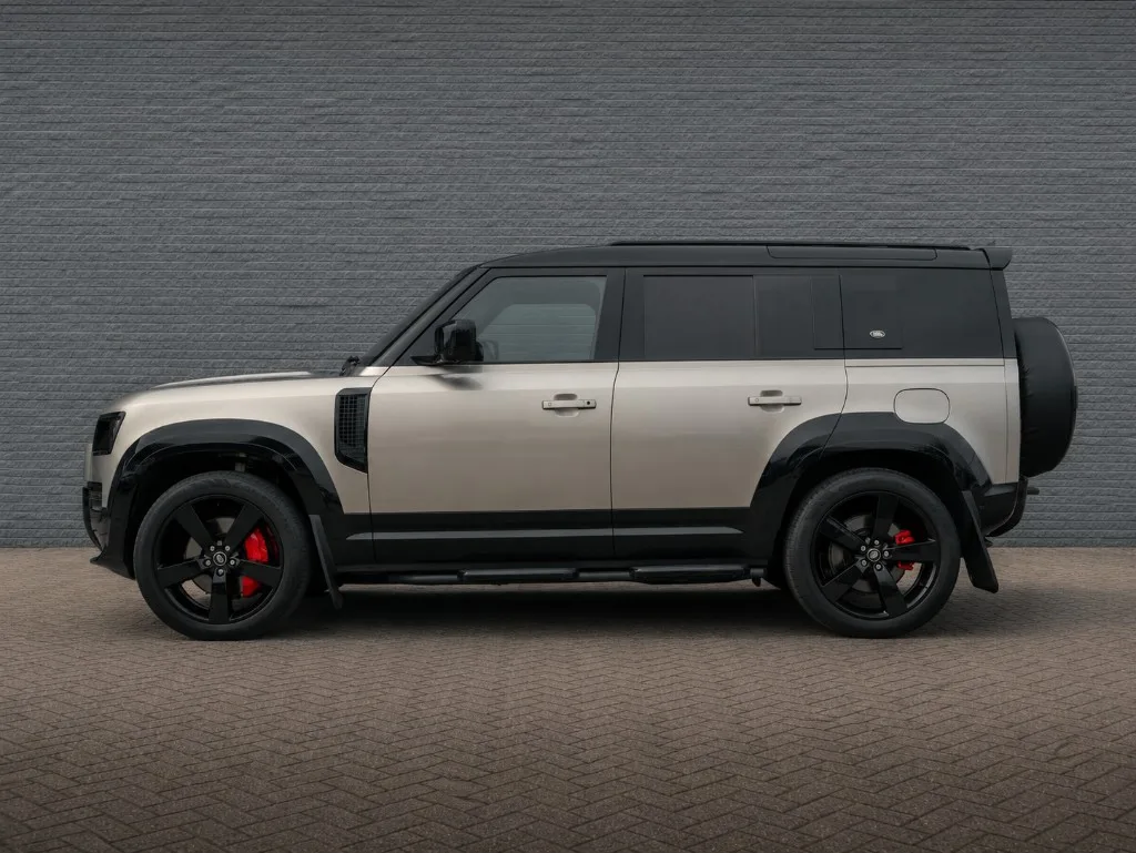 Urban Automotive Defender — zijaanzicht